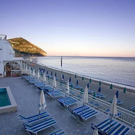 Ξενοδοχείο Vittorio Barano dʼIschia