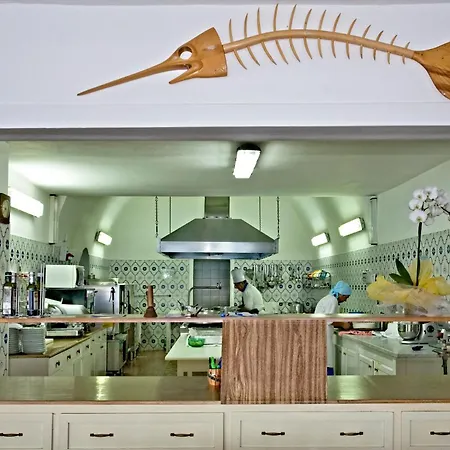 Ξενοδοχείο Vittorio 3*